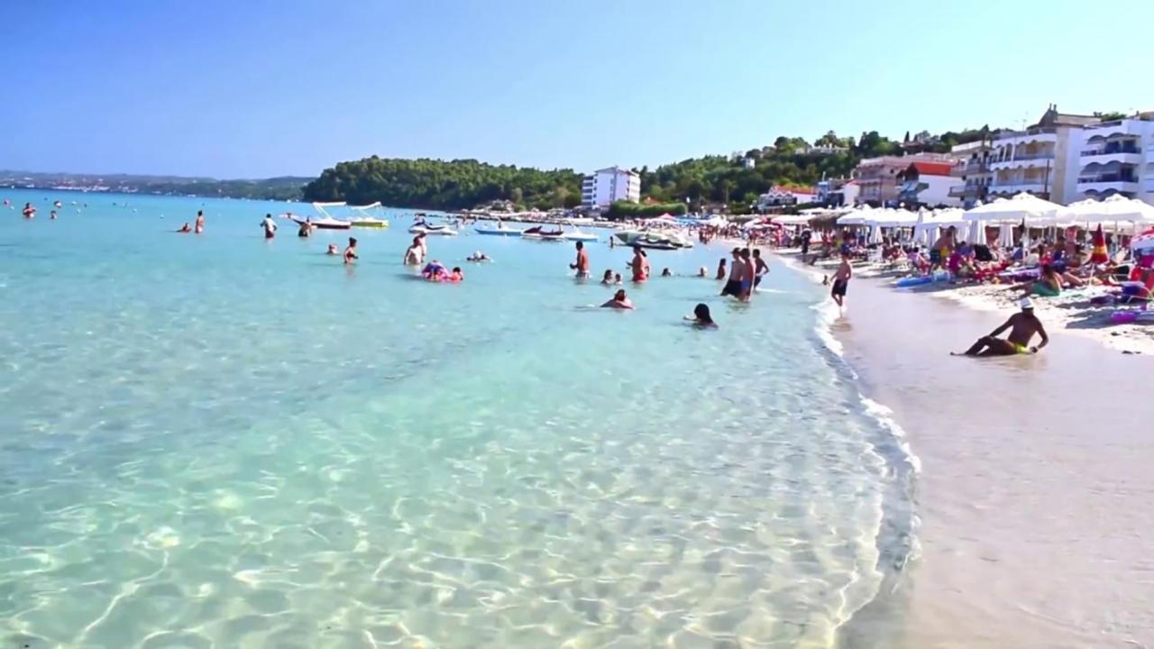 Seaside Villa Nea Poteidaia Esterno foto